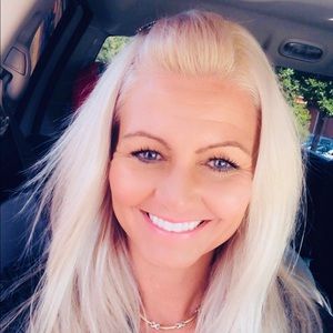 Meet your Posher, Lesa